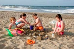 Sandbridge Islabd Beach Kids